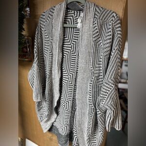 Aeropostale Black and White Patterned Cardigan